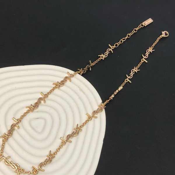 Yves Saint Laurent YSL Necklace Gold tone nl10101
