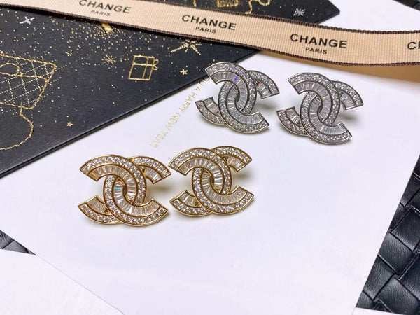 CHANEL 18k gold EARRING STUDS cc strass studs large ES10006
