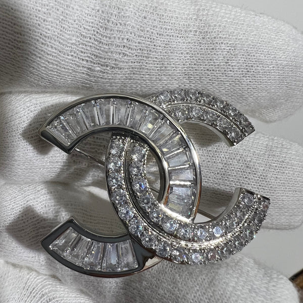 CHANEL BROOCH silver tone BH.40050