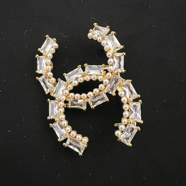 CHANEL CC CRYSTAL BROOCH small BH.40052