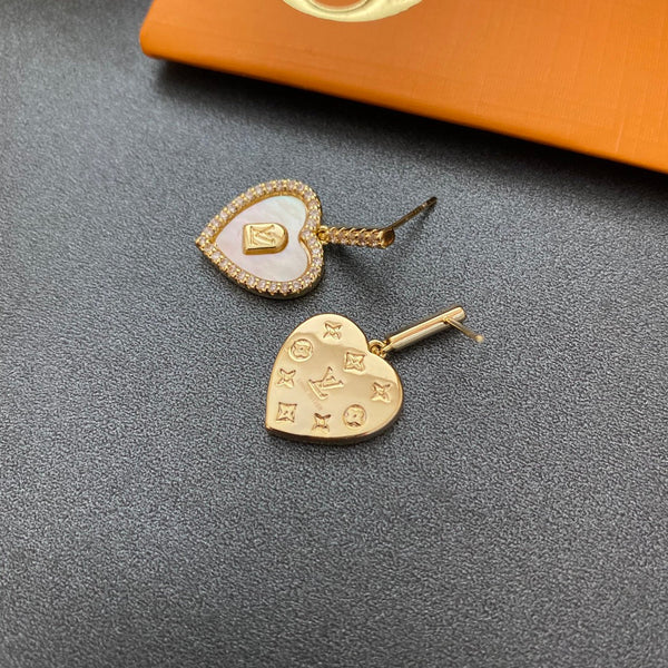 LOUIS VUITTON Heart Earring Studs ED20193