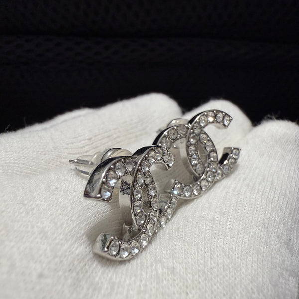 CHANEL CC Sliver Earring Studs ED20005