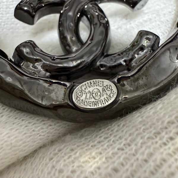 CHANEL Circle Brooch Black Tone BH40155