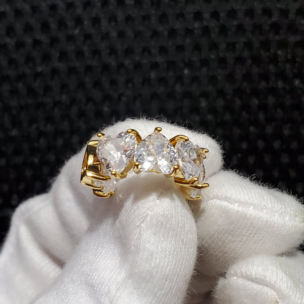 cno. CELINE 18K gold diamonds Hearts Earring hoops ED20169