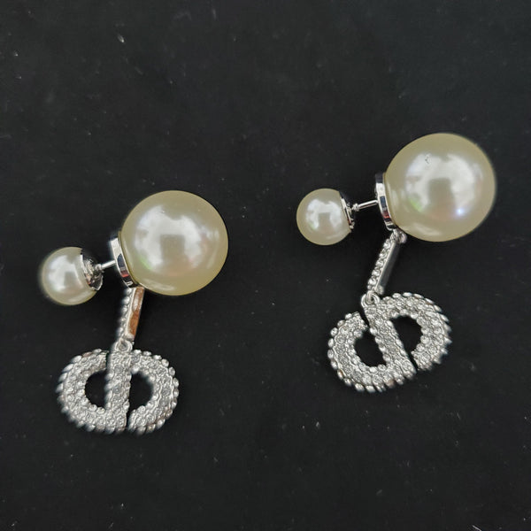 DIOR Pearl Earring Studs ED20172