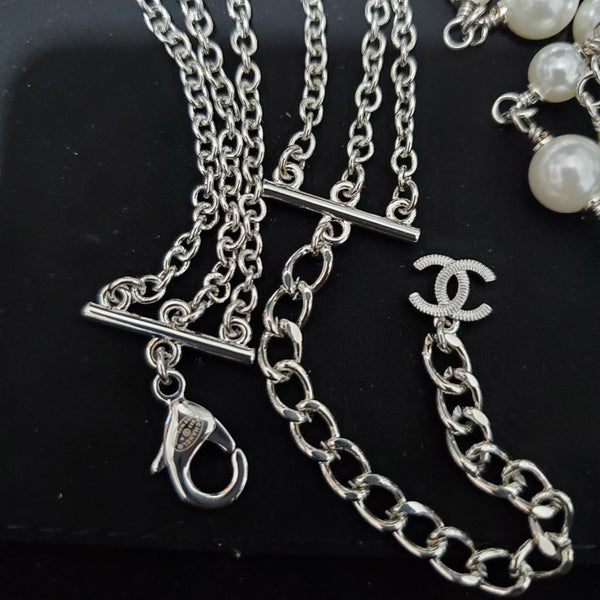 CHANEL Black Camellia Pearl Long Necklace NL10121