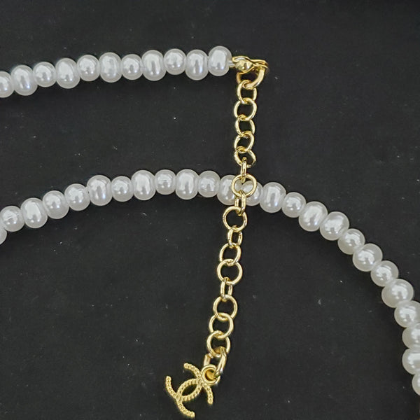 CHANEL Oval Pearl Necklace NL10122