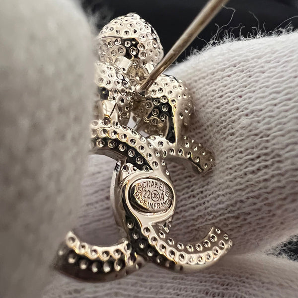 CHANEL CRYSTAL EARRING STUDS es10094