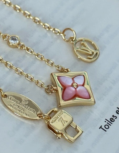 Louis Vuitton BLOSSOM SUPPLE Pink Shell Necklace pink shell ED20061.1
