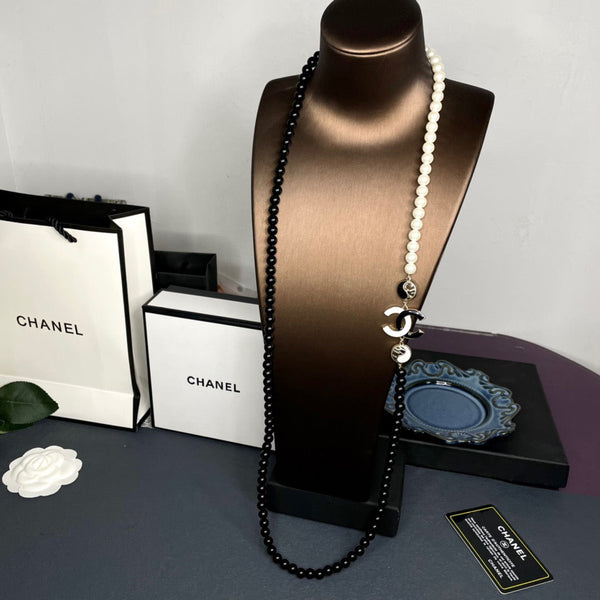 CHANEL black white pearl beads long necklace black white gold 4764 NL10088
