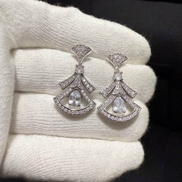 cno.  BVLGARI Dangle Earring clear rock ed20096