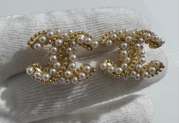 Chanel cc logo pearl Twisted earrings studs No.mkl2533-0528- es10106