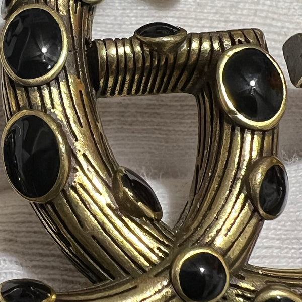Gucci Brooch bh.40113