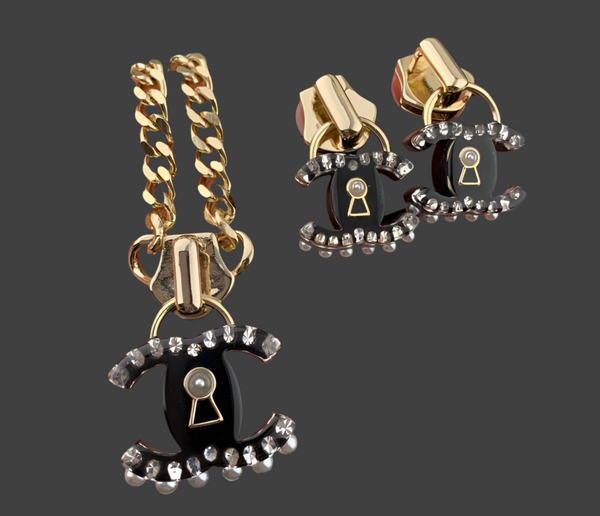 Chanel Gold Black Zipper Shape Pierce Earrings bq40041