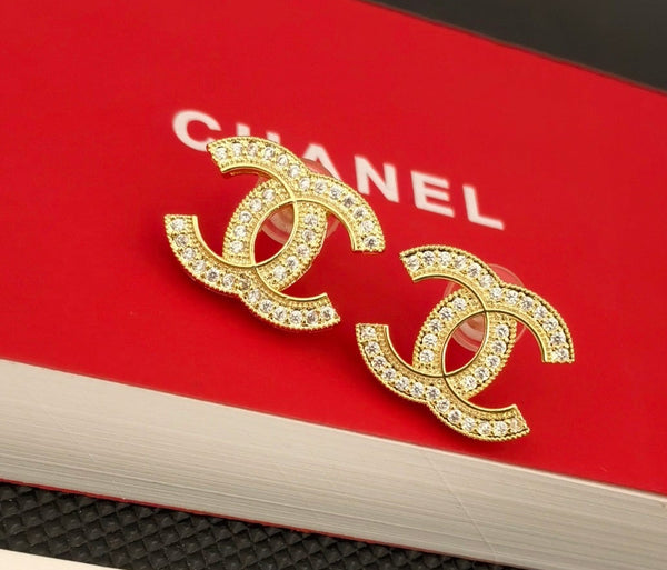 CHANEL Earring Studs Gold CC logo Studs  ES10016 / ES10017