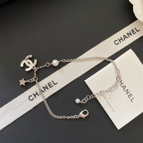 CHANEL CHARMS BRACELET BT50042