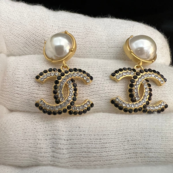 Chanel Pearl Crystal Dangle Earrings Small BQ40037-2