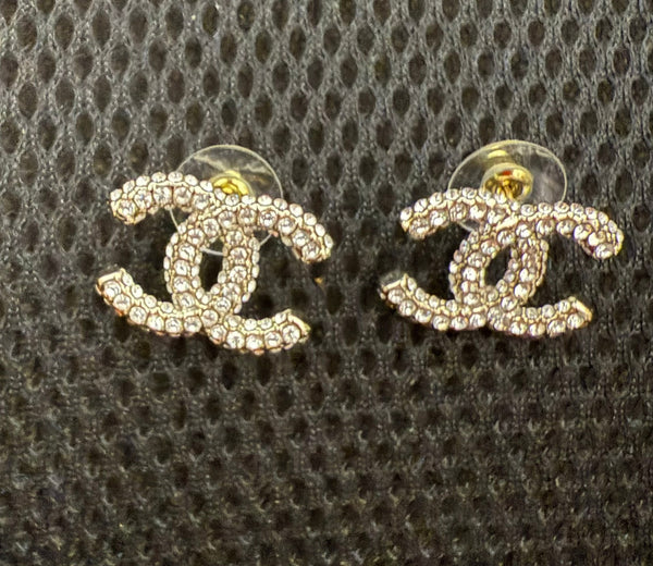 CHANEL cc logo EARRING STUDS silver tone ed20271