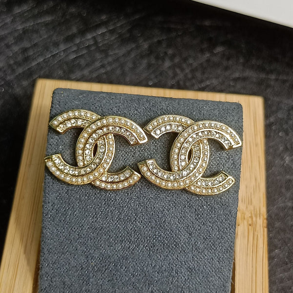CHANEL CC LOGO EARRING STUDS mini pearl strass ES.10041