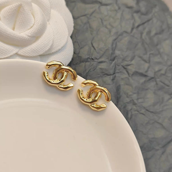 CHANEL CC Gold Earring Studs ED20166