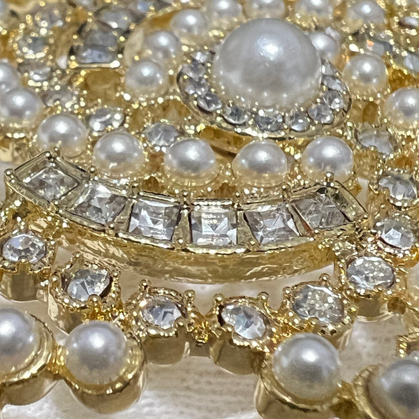 CHANEL mini Pearl Strass CAMELLIA BROOCH bh40142