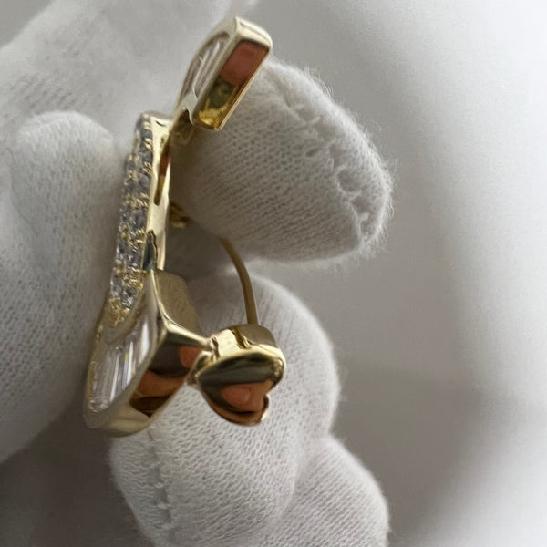 CHANEL brooch Gold tone BH.40048