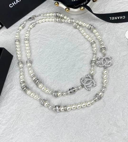 Chanel crystal Xlong pearl necklace white silver tone NL10041