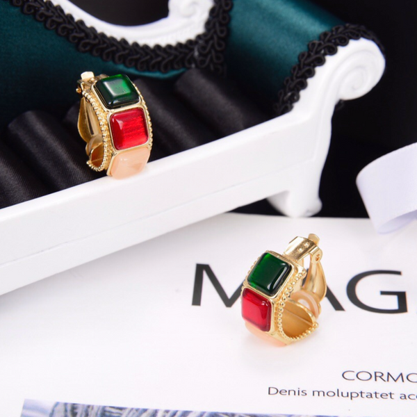 Chanel Clip on Gold Jade Stones Hoop Earrings ec30018