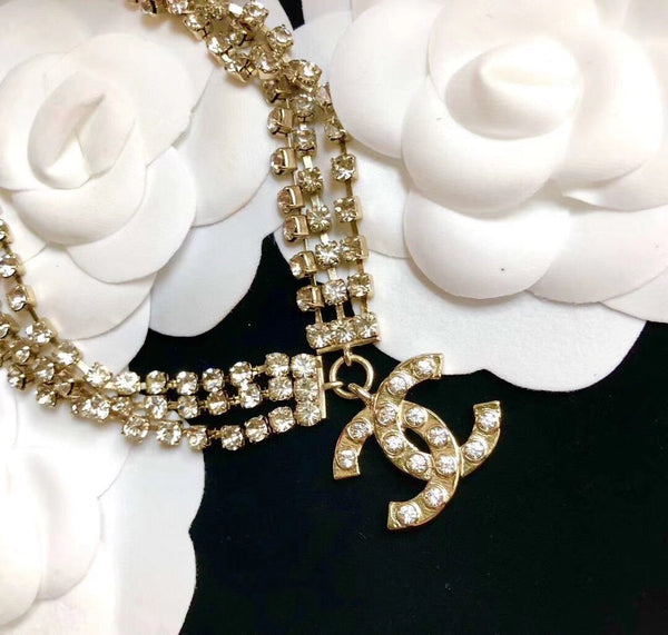 CHANEL Crystal Pendant NECKLACE NL10059