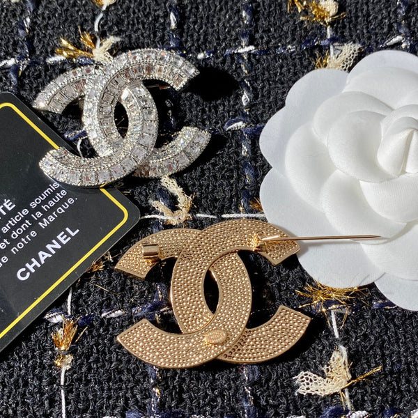 CHANEL CC SQUARE CRYSTAL BROOCH SILVER square stones BH40058