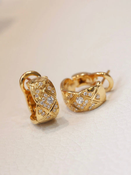 Chanel CoCo Crush half Circle Hoop Earrings gold tone ec30006